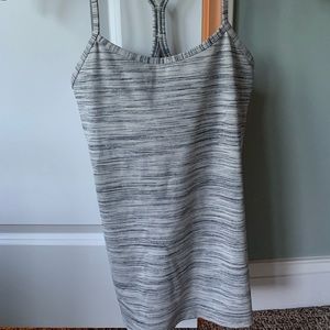 Lululemon Y-tank with built in bra